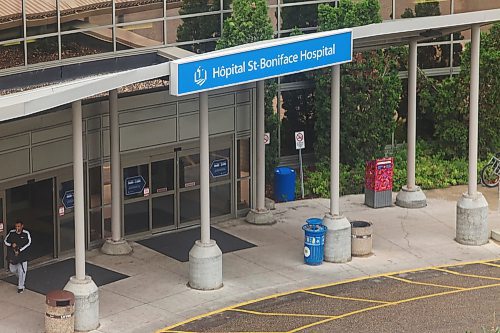 MIKE DEAL / WINNIPEG FREE PRESS
The St. Boniface Hospital at 409 Tache Ave. 
190710 - Wednesday, July 10, 2019.