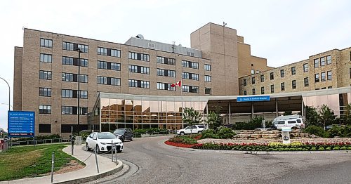 MIKE DEAL / WINNIPEG FREE PRESS
The St. Boniface Hospital at 409 Tache Ave. 
190710 - Wednesday, July 10, 2019.