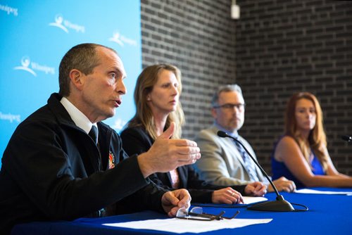 MIKAELA MACKENZIE / WINNIPEG FREE PRESS
John Lane, chief of the Winnipeg Fire Paramedic Service speaks regarding the carbon monoxide incident at a Super 8 Motel while at a press conference at City Hall in Winnipeg on Wednesday, July 10, 2019. Standup.
Winnipeg Free Press 2019.