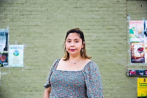 MIKAELA MACKENZIE / WINNIPEG FREE PRESS
Frances Koncan by the venue of her Fringe show, Trendsettlers, in Winnipeg on Tuesday, July 16, 2019. For Frances Koncan story.
Winnipeg Free Press 2019.