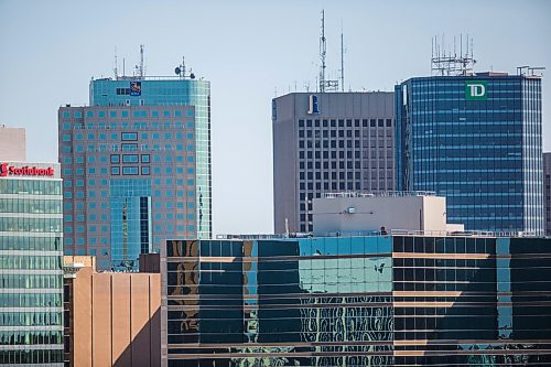 MIKAELA MACKENZIE / WINNIPEG FREE PRESS
Downtown as seen from the roof of the Great West Life building at 60 Osborne St. N in Winnipeg on Wednesday, July 31, 2019. For photo page.
Winnipeg Free Press 2019.