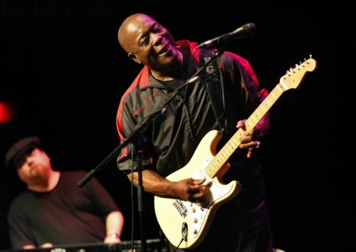 JOE.BRYKSA@FREEPRESS.MB.CA Ent- Blues sensation Buddy Guy wows the crowd at the Pantages Playhouse  Saturday in downtown Winnipeg . The show was sponsored the Jazz Winnipeg Festival- JOE BRYKSA/WINNIPEG FREE PRESS