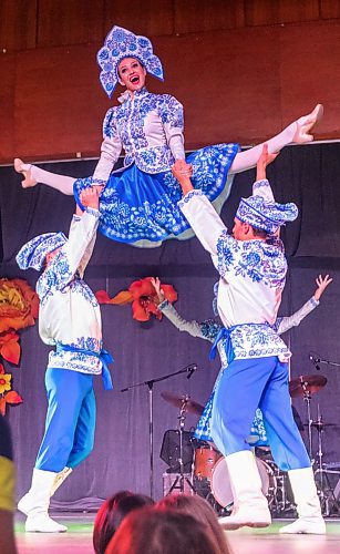 SASHA SEFTER / WINNIPEG FREE PRESS
Dancers take the stage at the Russian Pavilion during a Folklorama event held at the Holy Cross Gymnasium Hall Sunday evening.
190811 - Sunday, August 11, 2019.