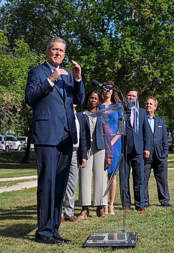 MIKE DEAL / WINNIPEG FREE PRESS
PC Party of Manitoba leader Brian Pallister announces outside the St. Boniface hospital that his government would invest an additional $2 billion in health care if elected.  
190814 - Wednesday, August 14, 2019.