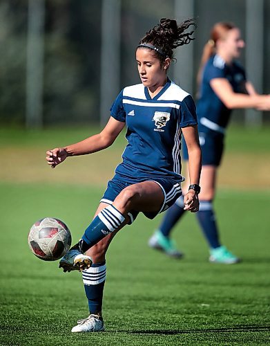 PHIL HOSSACK / WINNIPEG FREE PRESS -   Dalima Chhibber at practice Tuesday evening with the U of M Women's Soccer team. See Devon's story. - August 20, 2019.