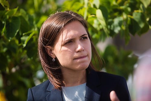 MIKAELA MACKENZIE / WINNIPEG FREE PRESS
Liberal candidate Cindy Lamoureux at a party announcement in Tyndall Park in Winnipeg on Friday, Aug. 23, 2019. For Maggie MacIntosh story.
Winnipeg Free Press 2019.