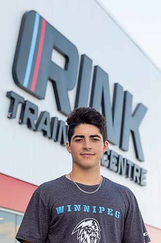 SASHA SEFTER / WINNIPEG FREE PRESS
First-overall pick in the WHL Bantam Draft Matthew (Matt) Savoie, outside the Rink Training Centre where he underwent some fitness testing Wednesday afternoon.
190828 - Wednesday, August 28, 2019.
