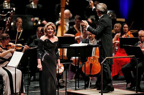 JOHN WOODS / WINNIPEG FREE PRESS
Winner of the 2013 Grammy Award for Best Classical Vocal Solo, soprano Renée Fleming sings with the Winnipeg Symphony Orchestra at the Centennial Concert Hall in Winnipeg, Tuesday, September 17, 2019. 

Reporter: standup