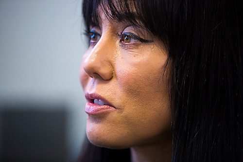 MIKAELA MACKENZIE / WINNIPEG FREE 
Leah Gazan, the NDP candidate for Winnipeg Centre, at her campaign headquarters in Winnipeg on Tuesday, Oct. 15, 2019. For Larry Kusch story.
Winnipeg Free Press 2019.