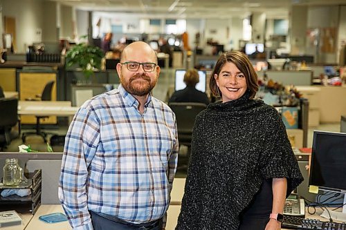 MIKE DEAL / WINNIPEG FREE PRESS
Jill Wilson and Alan Small for a piece on their kidney donation experience. Jill gave a kidney so that Alan could receive one faster. 
See Jill's story for 49.8
191016 - Wednesday, October 16, 2019.