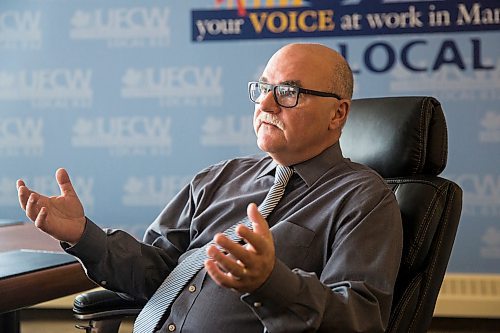 MIKAELA MACKENZIE / WINNIPEG FREE PRESS

UFCW Local 832 president Jeff Traeger at the UFCW office on Portage Avenue in Winnipeg on Friday, Oct. 18, 2019. For Carol Sanders story.
Winnipeg Free Press 2019.