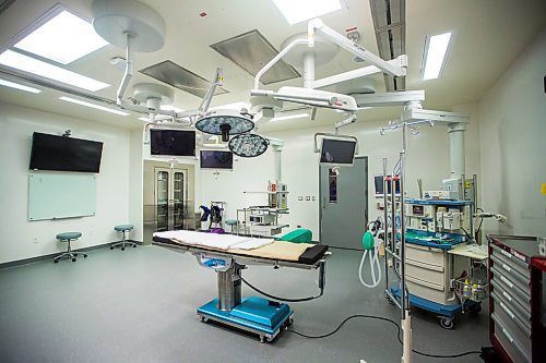 MIKAELA MACKENZIE / WINNIPEG FREE PRESS

An operating room at the new HSC Womens Hospital, which is slated to open December first, in Winnipeg on Thursday, Oct. 31, 2019.  For Jessica Botelho-Urbanski story.
Winnipeg Free Press 2019.