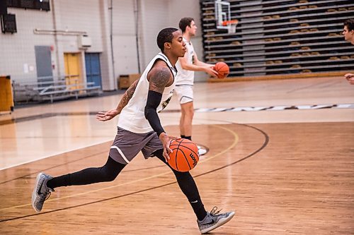 MIKAELA MACKENZIE / WINNIPEG FREE PRESS

Bisons basketball player Rashawn Browne during practice at the U of M in Winnipeg on Wednesday, Nov. 6, 2019. For Mike Sawatzky story.
Winnipeg Free Press 2019.