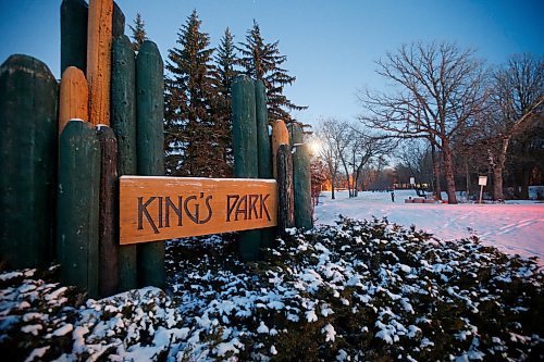 JOHN WOODS / WINNIPEG FREE PRESS
Kings Park in Winnipeg is open Sunday, November 10, 2019 after being closed because of tree damage caused by an early October storm. 
Reporter: ?
