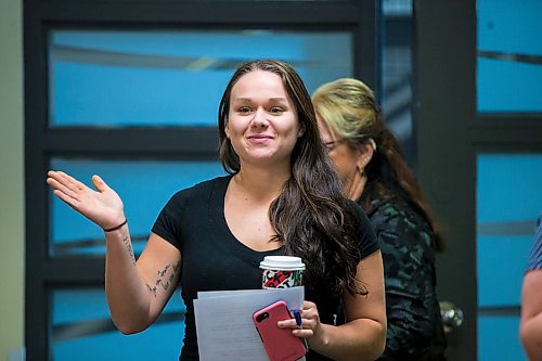 MIKAELA MACKENZIE / WINNIPEG FREE PRESS

Randi Chase, recent victim of a violent liquor mart attack, speaks to the media at the MGEU head office in Winnipeg on Wednesday, Nov. 27, 2019. For Danielle Da Silva story.
Winnipeg Free Press 2019.