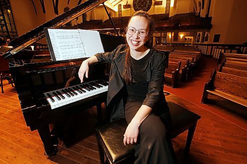 JOHN WOODS / WINNIPEG FREE PRESS
Naomi Woo, the new assistant  conductor with the Winnipeg Symphony Orchestra, rehearses with the University of Manitobas symphony at Westminster Church in Winnipeg Wednesday, November 27, 2019. 

Reporter: Wasney