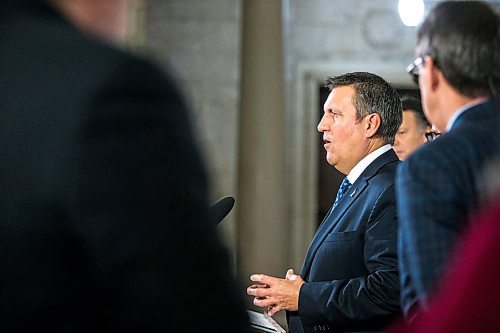 MIKAELA MACKENZIE / WINNIPEG FREE PRESS

Justice Minister Cliff Cullen  speaks to the media about the Manitoba Police Commission report on downtown Winnipeg safety at the Manitoba Legislative Building in Winnipeg on Tuesday, Dec. 3, 2019.
Winnipeg Free Press 2019.