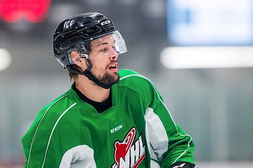 MIKAELA MACKENZIE / WINNIPEG FREE PRESS

Ice veteran Isaac Johnson at the RINK Training Centre in Winnipeg on Tuesday, Dec. 10, 2019.  For Mike Sawatzky story.
Winnipeg Free Press 2019.