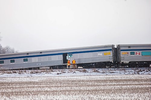 MIKAELA MACKENZIE / WINNIPEG FREE PRESS

Crews work on cleaning up a passenger train derailment near Katrime, Manitoba on Tuesday, Dec. 31, 2019. For Ben Waldman story.
Winnipeg Free Press 2019.