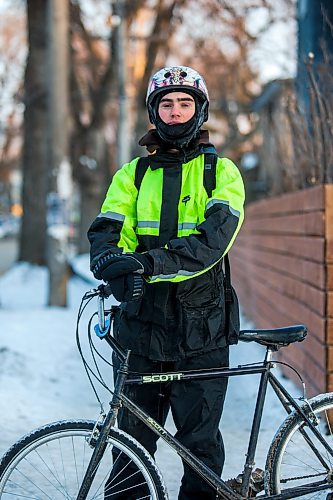 MIKAELA MACKENZIE / WINNIPEG FREE PRESS

Cyclist Santiago Lasko on Wolseley Avenue in Winnipeg on Tuesday, Jan. 7, 2020. For Maggie Macintosh story.
Winnipeg Free Press 2019.