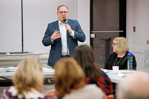 JOHN WOODS / WINNIPEG FREE PRESS
Manitoba minister of finance Scott Fielding talks at a pre-budget town hall at Sturgeon Heights Community Centre in Winnipeg Tuesday, January 7, 2020. 

Reporter: Rollason