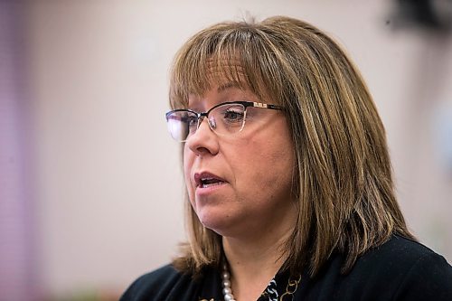 MIKAELA MACKENZIE / WINNIPEG FREE PRESS

Ombudsman Jill Perron speaks with the Free Press in her office in downtown Winnipeg on Wednesday, Jan. 8, 2020. For Larry Kusch story.
Winnipeg Free Press 2019.