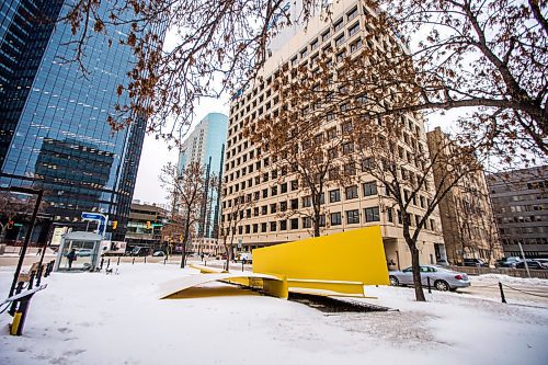 MIKAELA MACKENZIE / WINNIPEG FREE PRESS

The No. 1 Northern sculpture by Saskatchewan artist John Nuget at 303 Main St. in Winnipeg on Monday, Jan. 13, 2020. For Di Brandt column.
Winnipeg Free Press 2019.