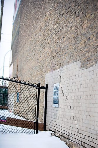 MIKAELA MACKENZIE / WINNIPEG FREE PRESS

Cracks are visible on the Thomas Scott Memorial Hall building at 216 Princess St. in Winnipeg on Monday, Jan. 13, 2020. For Sol Israel story.
Winnipeg Free Press 2019.