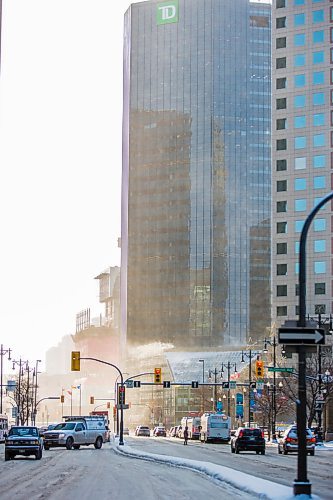 MIKAELA MACKENZIE / WINNIPEG FREE PRESS

The wind blows snow up into the air at Portage and Main in Winnipeg on Tuesday, Jan. 14, 2020. Standup.
Winnipeg Free Press 2019.