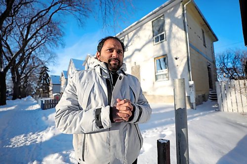RUTH BONNEVILLE  /  WINNIPEG FREE PRESS 


Local - 499 Pritchard - Duplex owned by Vinesh Jose Pothokkaran


North End landlord, Vinesh Jose Pothokkaran, is scared to enter his own rental property and make improvements mandated by the City of Winnipeg following years of vandalism and threats of violence from tenants stemming from the two storey duplex he owns on Pritchard Avenue. 

 A string of bad tenants who have damaged the property and dozens of break-ins which Jose Pothokkaran  believes are gang related  have drained the landlords finances. 
 

Danielle Da Silva - Reporter 



 Jan 14th,  2020