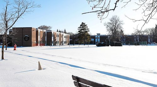 RUTH BONNEVILLE  /  WINNIPEG FREE PRESS 

Local - outside photo of Middlechurch home of Winnipeg

Middlechurch Home of Winnipeg - a 197 bed Long Term Care Facility located in the Northwest area of Winnipeg 280 Balderstone Road In West St. Paul.


 Jan 14th,  2020