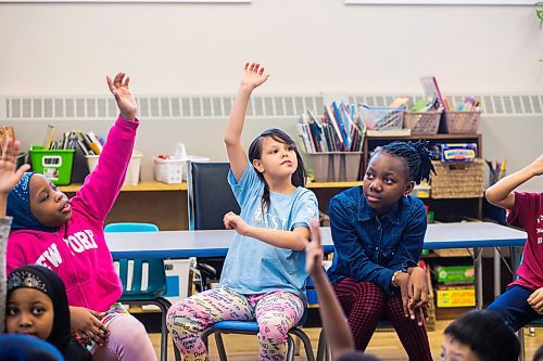 MIKAELA MACKENZIE / WINNIPEG FREE PRESS

Sharrifa Atom (left), Aiyanna Andrews-Morrisseau, and Penina Bahati participate in a grade 2/3 math class at Victoria Albert School in Winnipeg on Wednesday, Jan. 15, 2020. For Sol Israel story.
Winnipeg Free Press 2019.