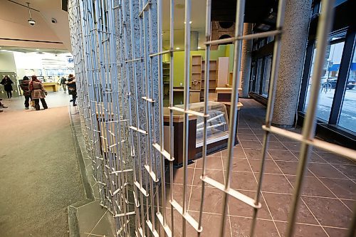 JOHN WOODS / WINNIPEG FREE PRESS
Photo of closed cafe outside the Millennium Library Wednesday, January 14, 2020. There is talk of turning the space into a community resource centre.

Reporter: Waldman