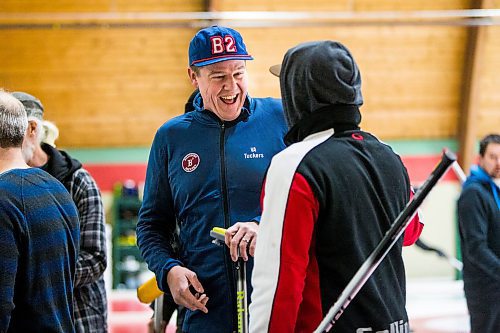 MIKAELA MACKENZIE / WINNIPEG FREE PRESS

Virginia curling team member Travis Hamilton laughs with an opposing team member after playing in the MB Open at Fort Rouge Curling Club in Winnipeg on Friday, Jan. 17, 2020. For Taylor Allen story.
Winnipeg Free Press 2019.