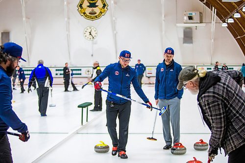 MIKAELA MACKENZIE / WINNIPEG FREE PRESS

Virginia curling team members Sam Sparks (centre) and Austin Shawinsky (right) play in the MB Open at Fort Rouge Curling Club in Winnipeg on Friday, Jan. 17, 2020. For Taylor Allen story.
Winnipeg Free Press 2019.