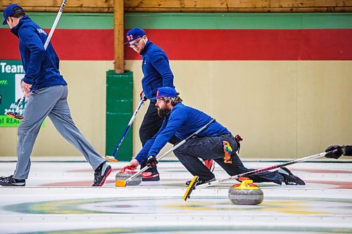 MIKAELA MACKENZIE / WINNIPEG FREE PRESS

Virginia curling team members Austin Shawinsky (left), Sam Sparks, and Melvin Shaw play in the MB Open at Fort Rouge Curling Club in Winnipeg on Friday, Jan. 17, 2020. For Taylor Allen story.
Winnipeg Free Press 2019.