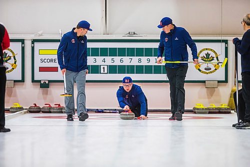 MIKAELA MACKENZIE / WINNIPEG FREE PRESS

Virginia curling team members Austin Shawinsky (left), Sam Sparks, and Travis Hamilton play in the MB Open at Fort Rouge Curling Club in Winnipeg on Friday, Jan. 17, 2020. For Taylor Allen story.
Winnipeg Free Press 2019.