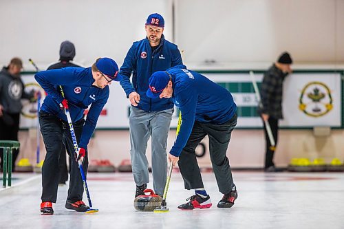 MIKAELA MACKENZIE / WINNIPEG FREE PRESS

Virginia curling team members Sam Sparks (left), Austin Shawinsky, and Travis Hamilton play in the MB Open at Fort Rouge Curling Club in Winnipeg on Friday, Jan. 17, 2020. For Taylor Allen story.
Winnipeg Free Press 2019.