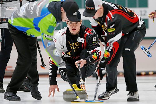 Josh Friesen leads his team in the Manitoba Bonspiel semi final at Fort Rouge Curling Club in Winnipeg Sunday, January 19, 2020. 

Reporter: Allen