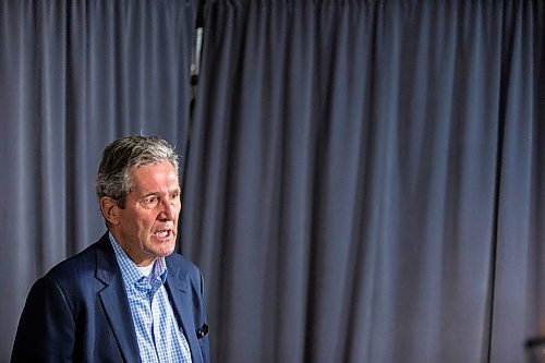 MIKAELA MACKENZIE / WINNIPEG FREE PRESS

Premier Brian Pallister speaks with the media after meeting with Prime minister Justin Trudeau at the Fairmont Hotel in Winnipeg on Monday, Jan. 20, 2020. For Dan Lett story.
Winnipeg Free Press 2019.