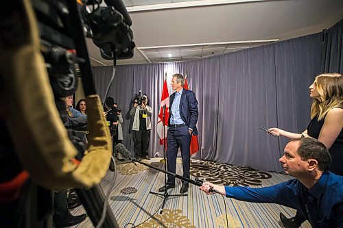 MIKAELA MACKENZIE / WINNIPEG FREE PRESS

Prime minister Justin Trudeau meets with Premier Brian Pallister/Mayor Brian Bowman at the Fairmont Hotel in Winnipeg on Monday, Jan. 20, 2020. For Dan Lett story.
Winnipeg Free Press 2019.