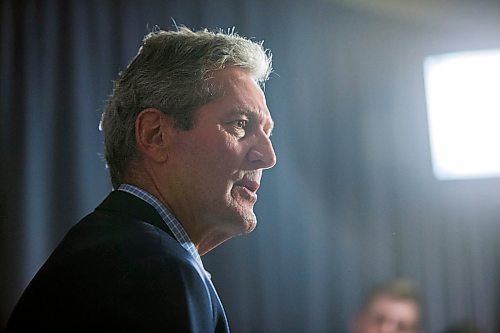 MIKAELA MACKENZIE / WINNIPEG FREE PRESS

Premier Brian Pallister speaks with the media after meeting with Prime minister Justin Trudeau at the Fairmont Hotel in Winnipeg on Monday, Jan. 20, 2020. For Dan Lett story.
Winnipeg Free Press 2019.