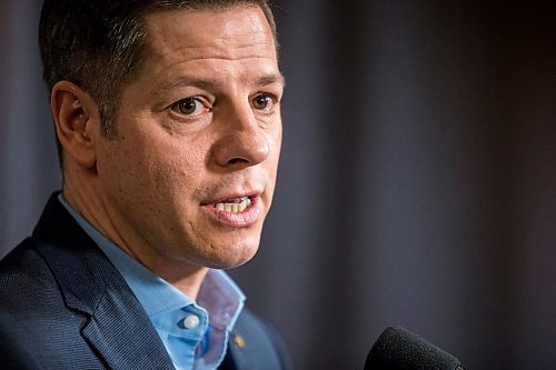 MIKAELA MACKENZIE / WINNIPEG FREE PRESS

Mayor Brian Bowman speaks with the media after meeting with Prime minister Justin Trudeau at the Fairmont Hotel in Winnipeg on Monday, Jan. 20, 2020. For Dan Lett story.
Winnipeg Free Press 2019.