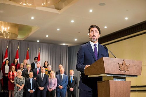 MIKAELA MACKENZIE / WINNIPEG FREE PRESS

Prime Minister Justin Trudeau speaks to the media with cabinet ministers behind him during the cabinet retreat at the Fairmont Hotel in Winnipeg on Tuesday, Jan. 21, 2020. For Dan Left/Larry Kusch story.
Winnipeg Free Press 2019.