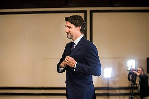 MIKAELA MACKENZIE / WINNIPEG FREE PRESS

Prime Minister Justin Trudeau walks back after speaking to the media at the Fairmont Hotel in Winnipeg on Tuesday, Jan. 21, 2020. For Dan Left/Larry Kusch story.
Winnipeg Free Press 2019.