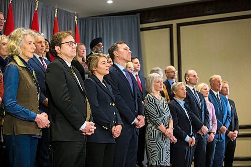 MIKAELA MACKENZIE / WINNIPEG FREE PRESS

Cabinet ministers pose behind Prime Minister Justin Trudeau as he speaks to the media during the cabinet retreat at the Fairmont Hotel in Winnipeg on Tuesday, Jan. 21, 2020. For Dan Left/Larry Kusch story.
Winnipeg Free Press 2019.