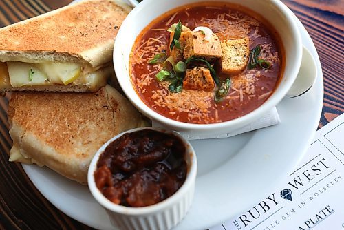 RUTH BONNEVILLE  /  WINNIPEG FREE PRESS 


RESTO - Ruby West at 
898 Westminster Ave

Ruby tomato soup with Adult Grilled Cheese Sandwich.
 
Muenster, swiss cheese, sliced apple....tomato chutney & chimichurri for dipping. 



Jan 21st,  2020