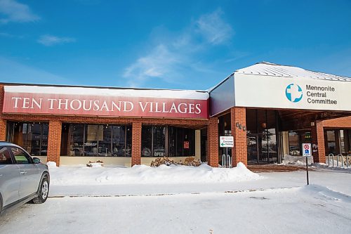 MIKE DEAL / WINNIPEG FREE PRESS
The Ten Thousand Villages store at 134 Plaza Drive in Winnipeg will be closing on May 29th, 2020.
200121 - Tuesday, January 21, 2020.