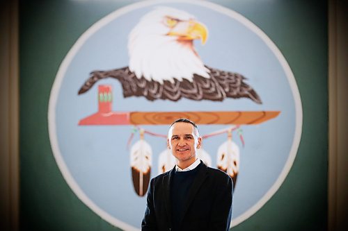 JOHN WOODS / WINNIPEG FREE PRESS

Kevin Chief, former educator, politician and VP of the Business Council of Manitoba, and supporter of the Indigenous community, is photographed at the Neeginan Centre in Winnipeg Tuesday, January 21, 2020. Chief has joined BMO Financial Groups new national Indigenous Advisory Council advising on Indigenous issues in the wake of an Indigenous man and his 12-year-old granddaughter getting handcuffed while trying to open a bank account in Vancouver.

Reporter: Cash