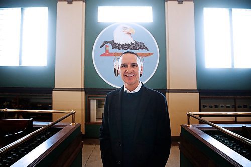 JOHN WOODS / WINNIPEG FREE PRESS

Kevin Chief, former educator, politician and VP of the Business Council of Manitoba, and supporter of the Indigenous community, is photographed at the Neeginan Centre in Winnipeg Tuesday, January 21, 2020. Chief has joined BMO Financial Groups new national Indigenous Advisory Council advising on Indigenous issues in the wake of an Indigenous man and his 12-year-old granddaughter getting handcuffed while trying to open a bank account in Vancouver.

Reporter: Cash